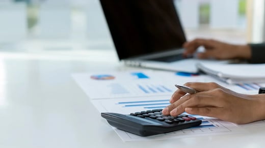 Beleggen en belasting: zo werkt het (2025)